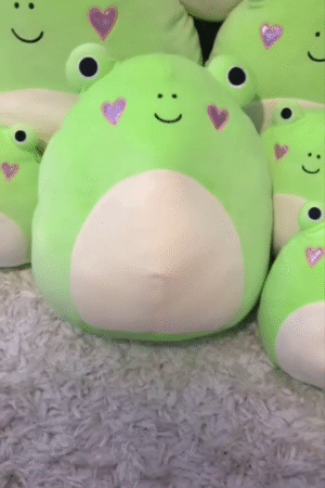 Green Frog Squishmallow – Valentine’s Edition (Walgreens Exclusive)