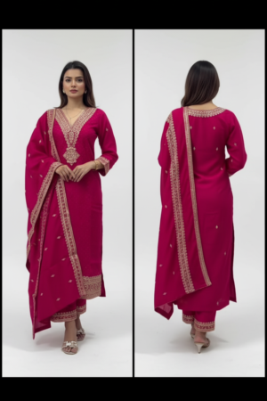 Grace Redefined: The Perfect Women’s Kurta Set for Every Occasion