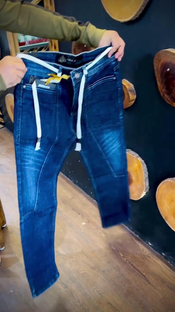 Blue Rinse Washed Stretchable Denim - Image 4