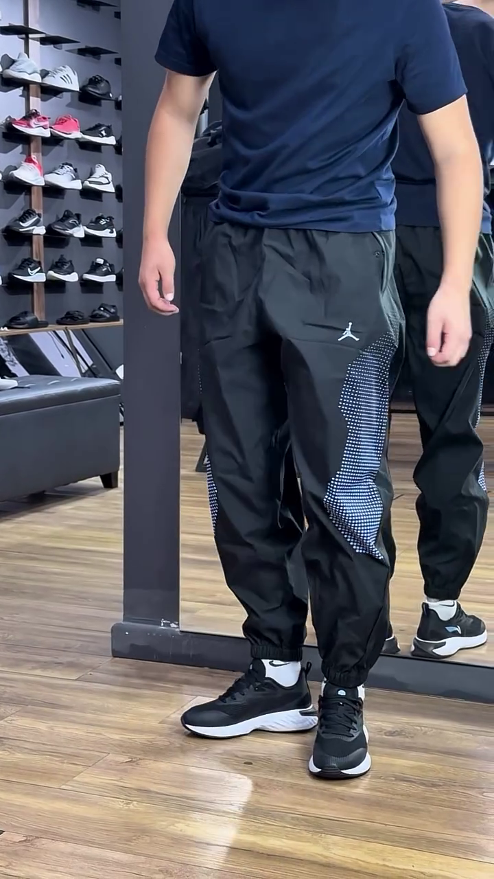 Sport Men's Warm-Up Trousers - Image 5